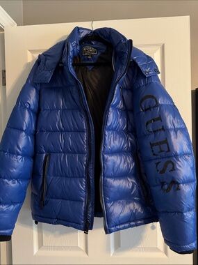 GUESS Men's Royal Blue Quilted Puffer Jacket with Sleeve Logo